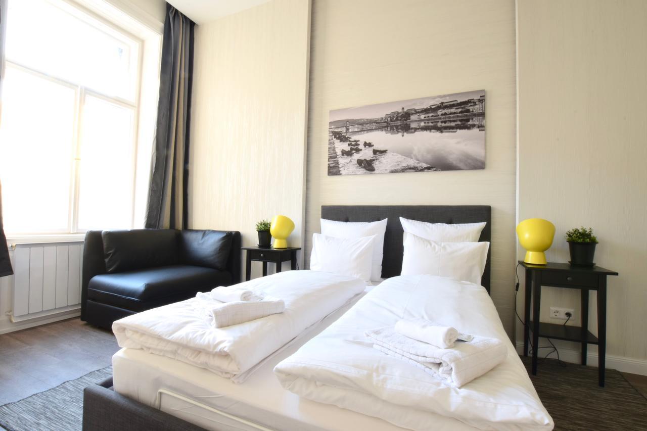 Standard Apartment By Hi5 - Dessewffy 39 Boedapest Buitenkant foto