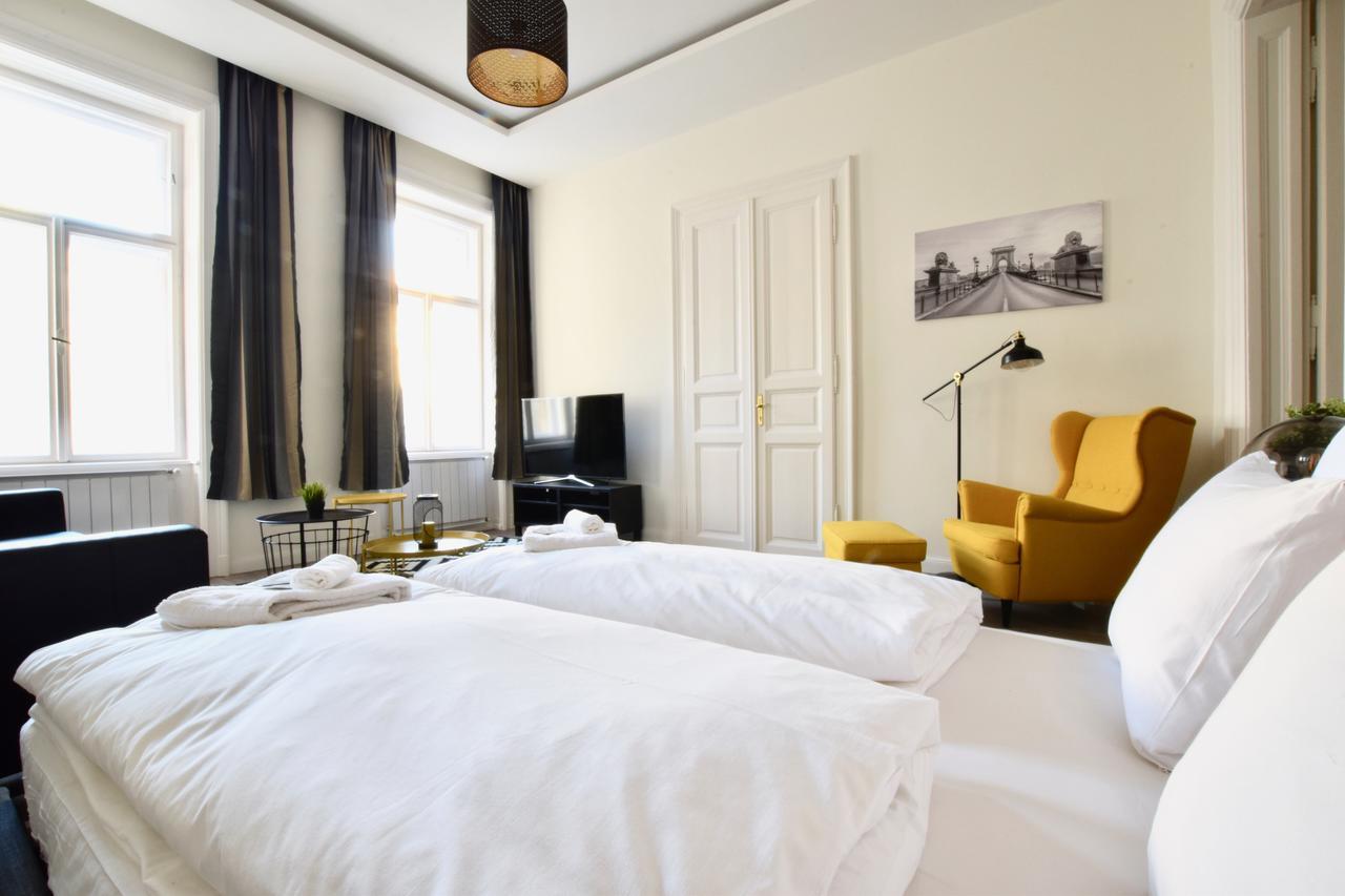 Standard Apartment By Hi5 - Dessewffy 39 Boedapest Buitenkant foto